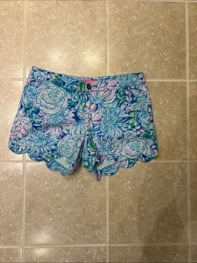 Lilly Pulitzer Blue Floral Scallop-Hem High Waist Shorts